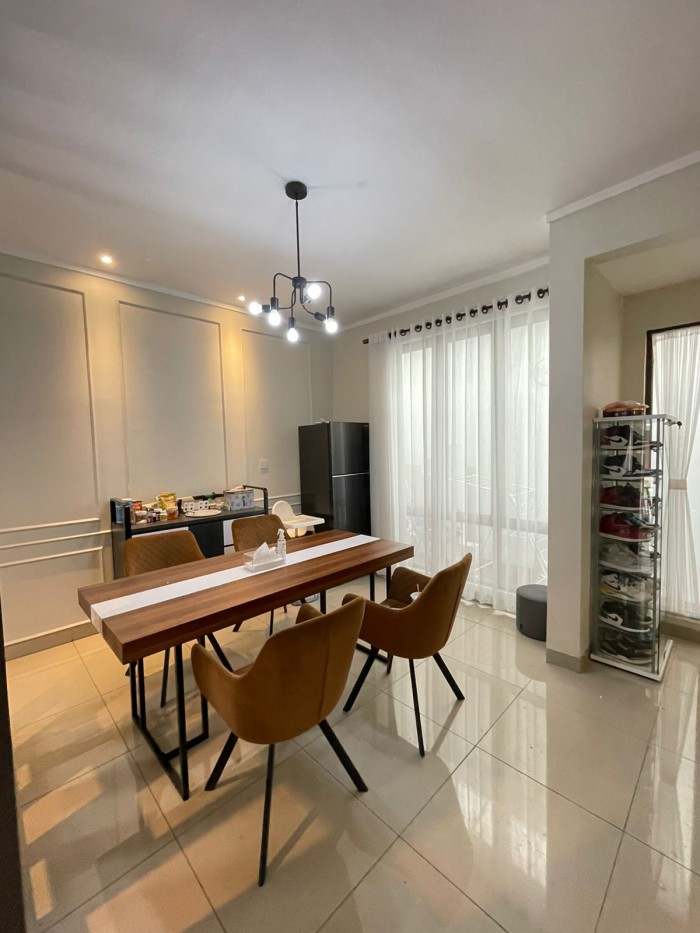 Rumah dijual di Summarecon Bekasi